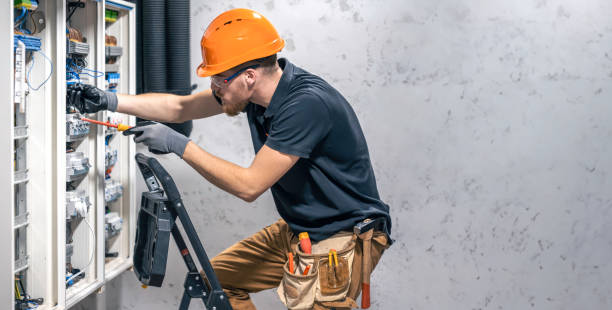Best Local Electrician Companies  in Cedar Hill, TX